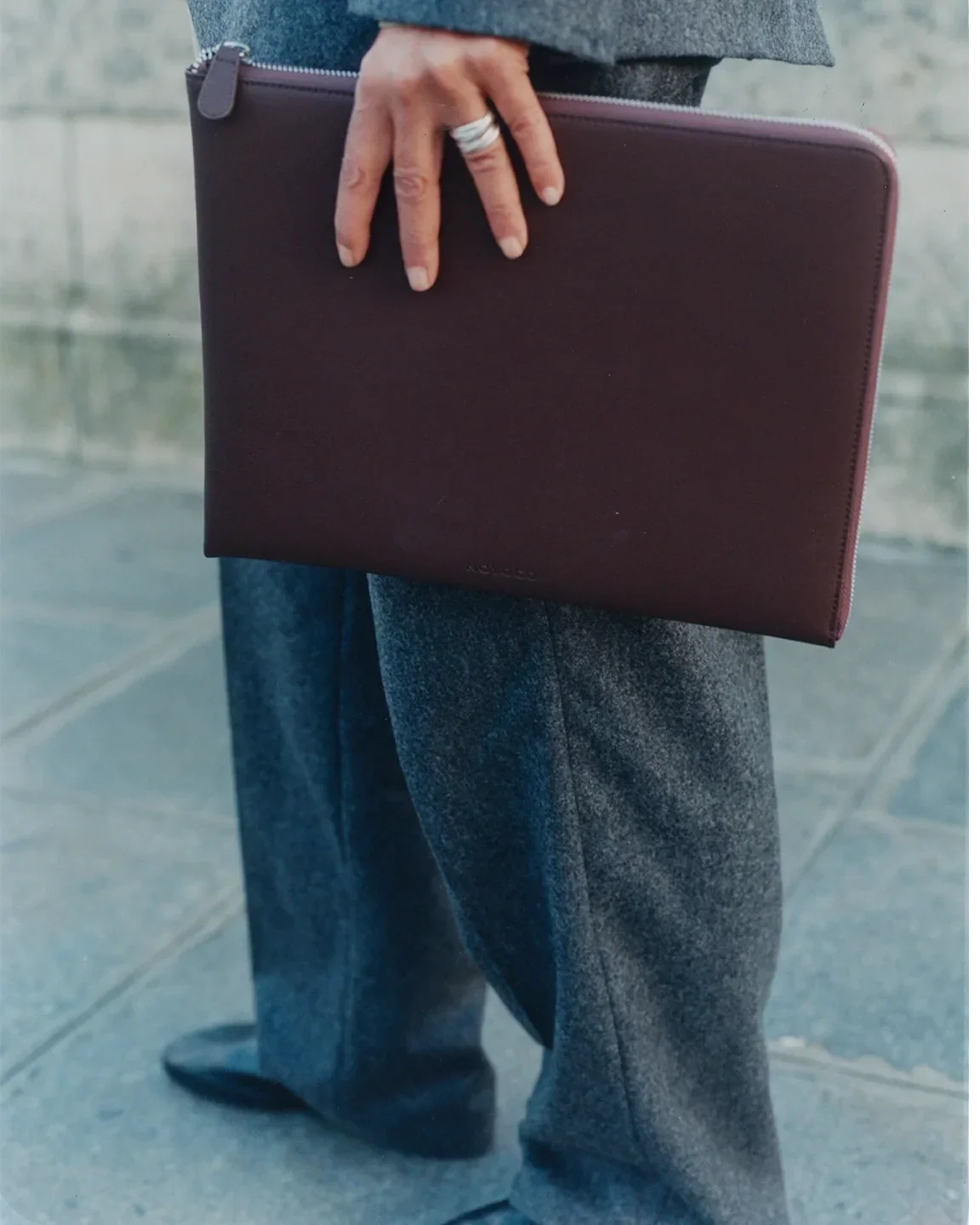 Noyoco Brown Leather Computer Case