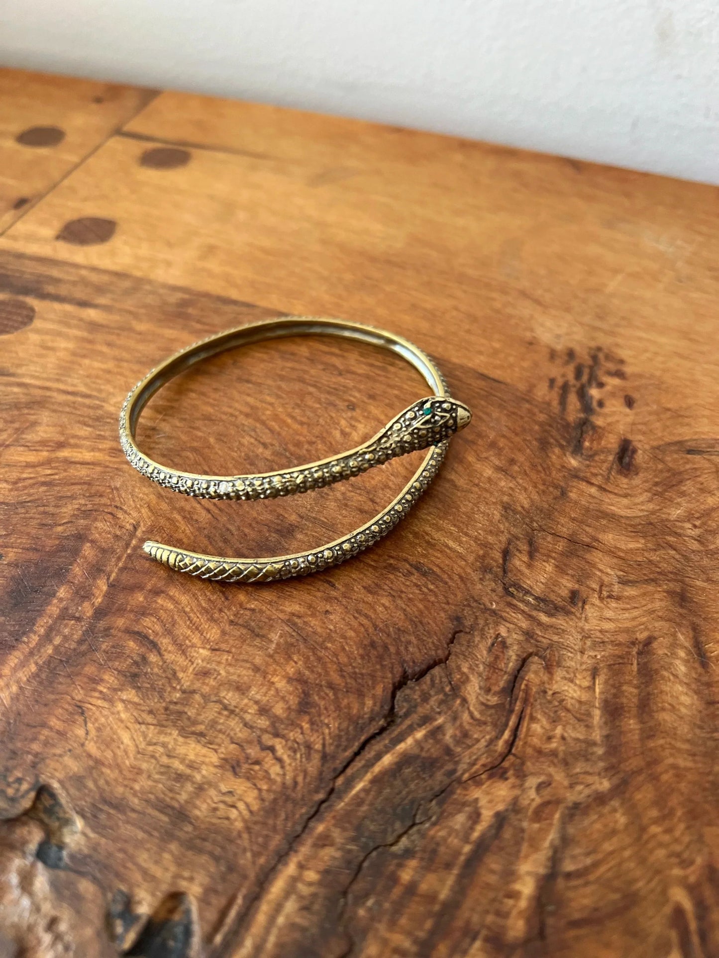 Alkemie Jewelry Textured Serpent Bangle