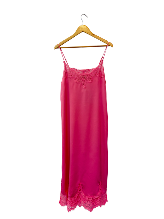 Stella Nova Underlayer Lace Dress