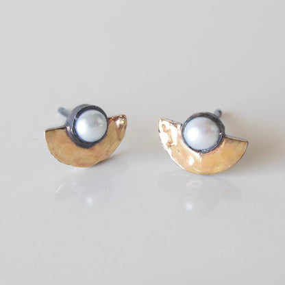 House of Snakes | Pearl Halo Studs