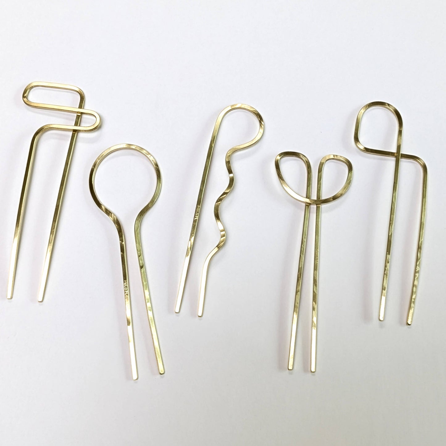 Pelo Hair Assorted Brass Hair Fork