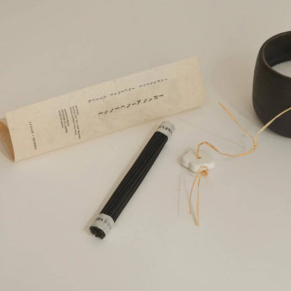 Frankincense Japanese Incense Stick Set - 30 Sticks with Ceramic Holder