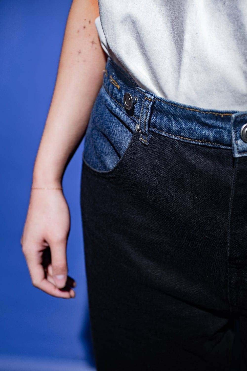Et Tigre Ollie Denim in Black + Dark Wash