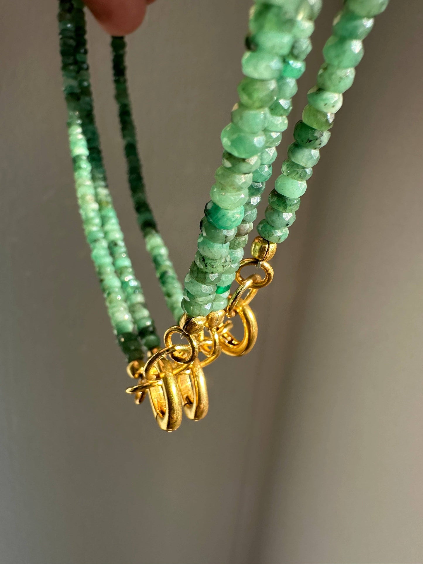 Anokhi Green Emerald Charm Clip Necklace | Beaded Necklace | Charm Holder