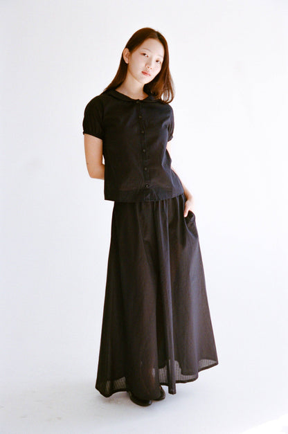 PUFF SLEEVE BUTTON DOWN IN ONYX DOBBY