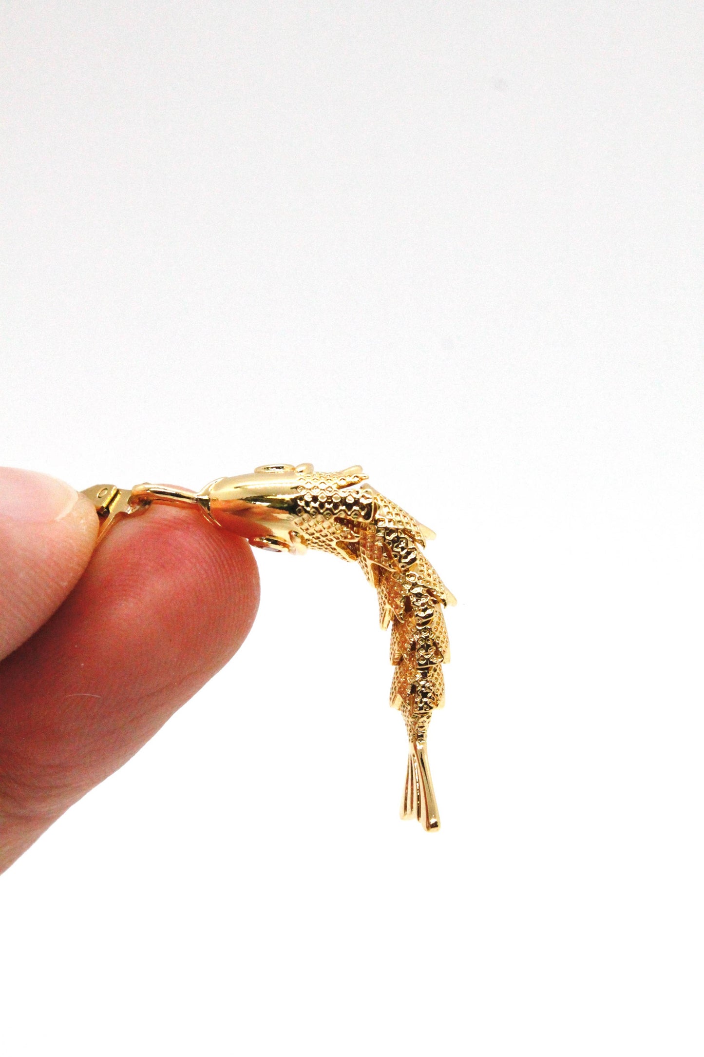 LIZOU Large Articulated Gold Fish Earrings
