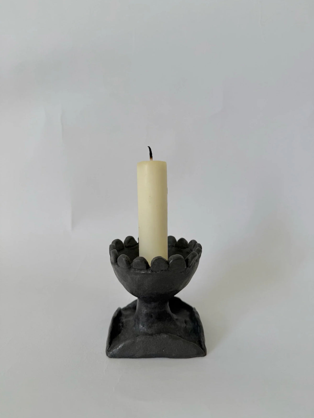 Oon Shoppette Petite Chalice Scalloped Candleholder