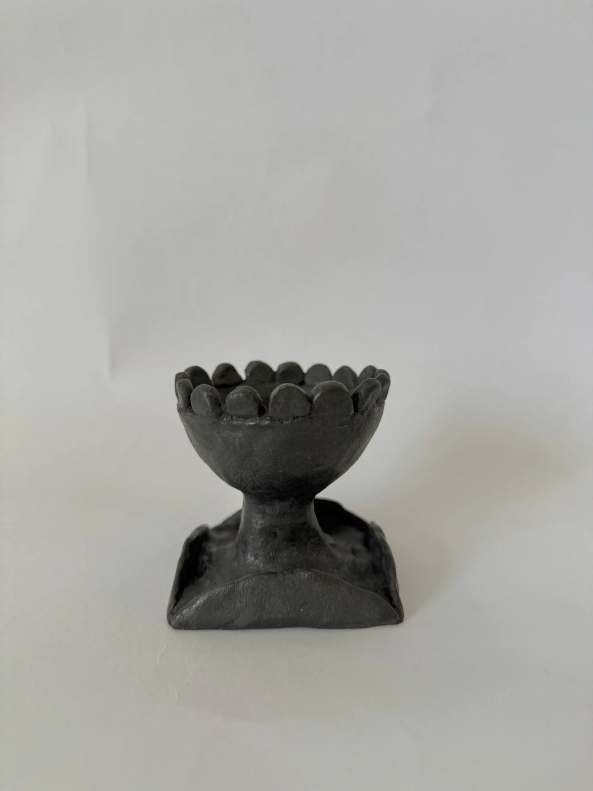 Oon Shoppette Petite Chalice Scalloped Candleholder