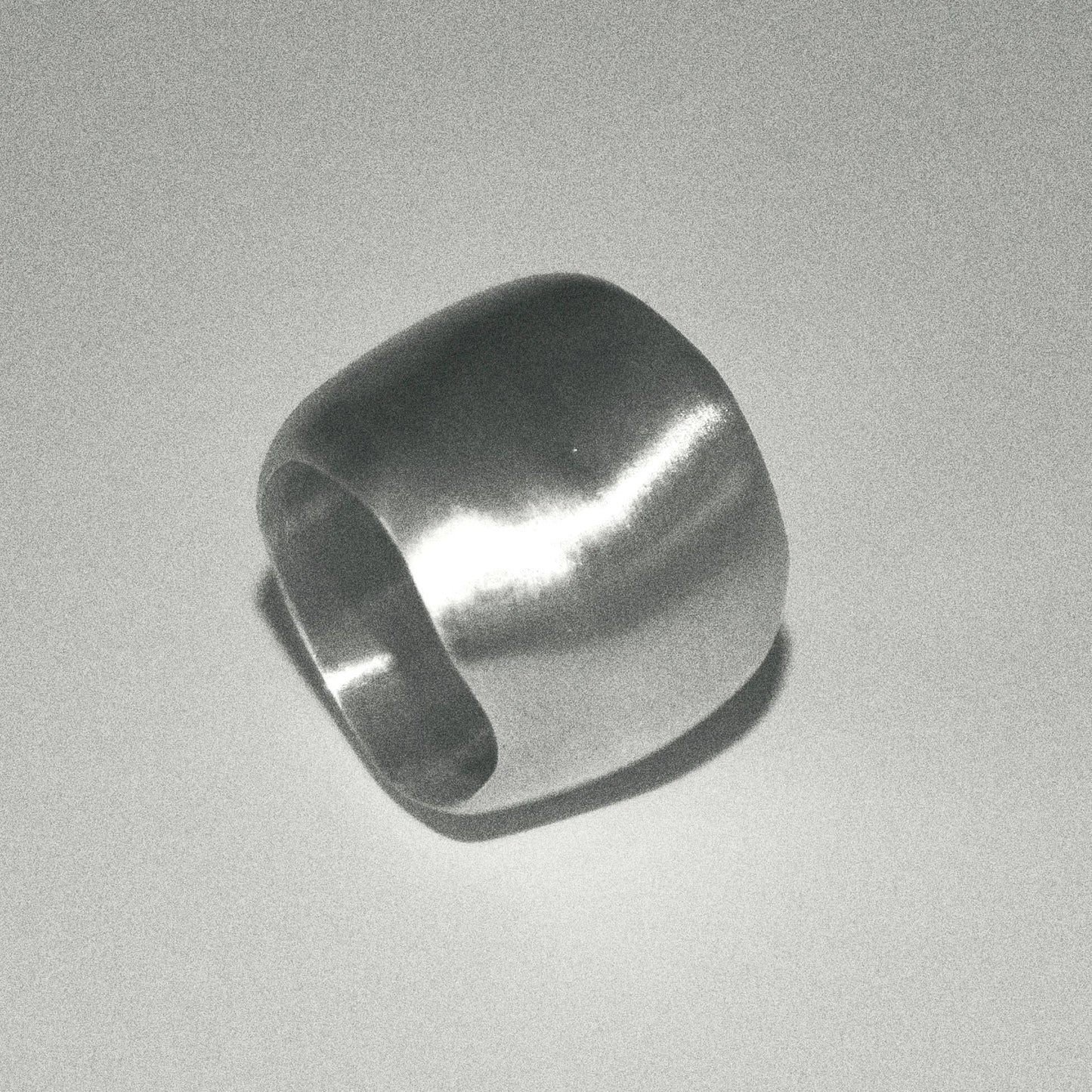 Valeria Barat Ring No. 3