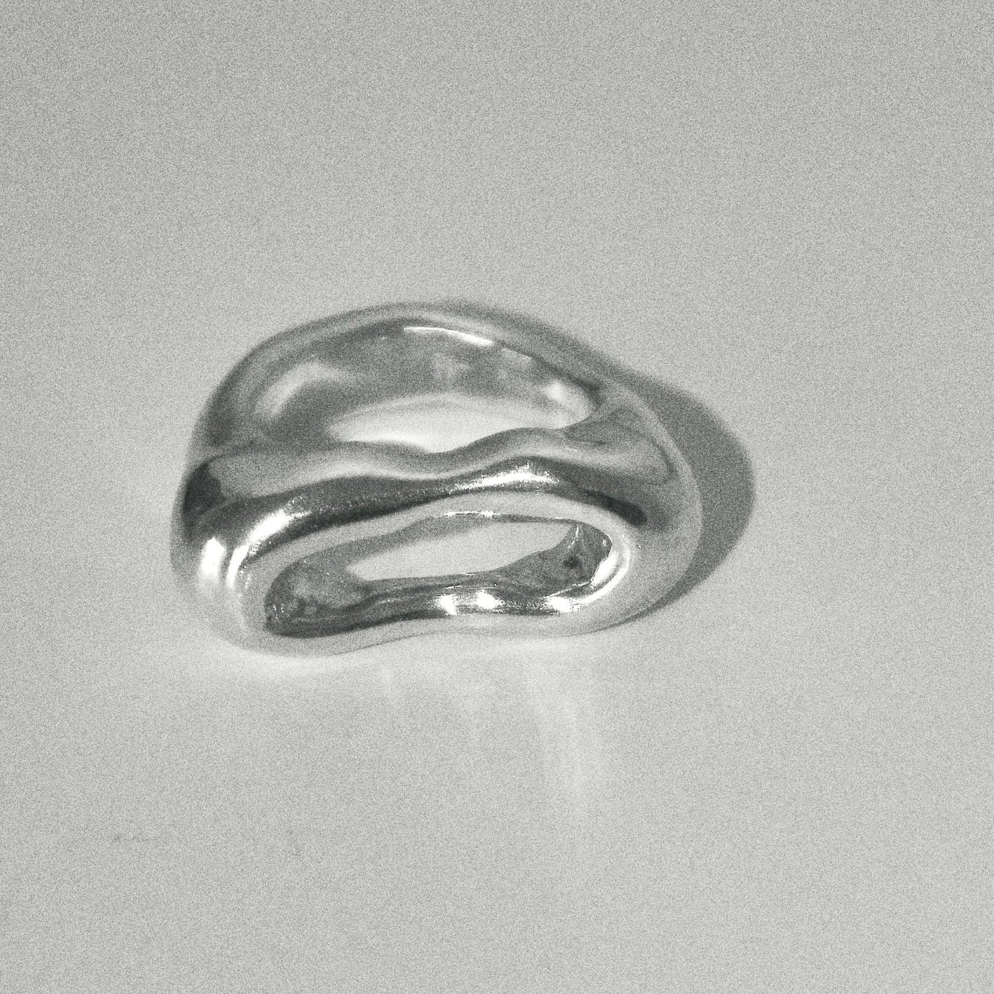Valeria Barat Ring No. 1
