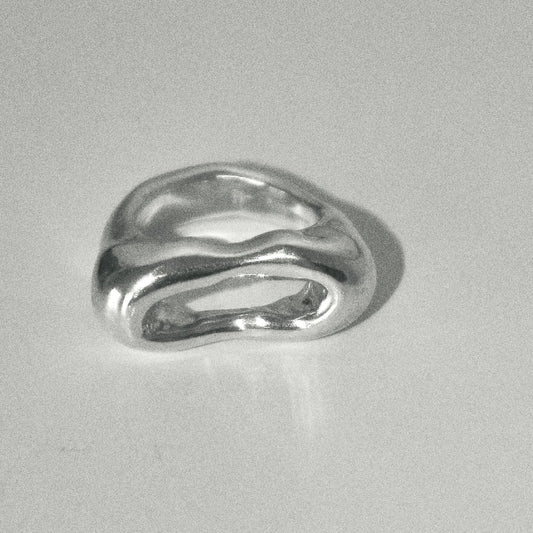 Valeria Barat Ring No. 1