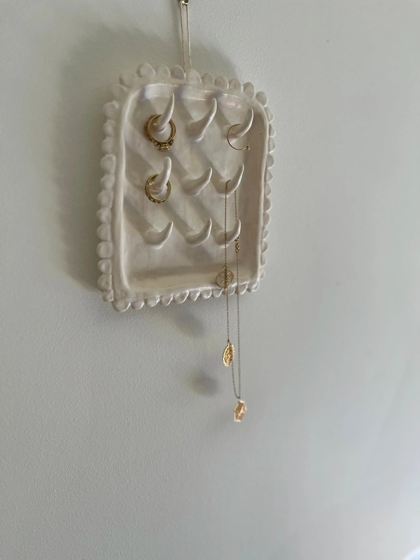 Oon "The Show Off" Jewelry / Keys Holder