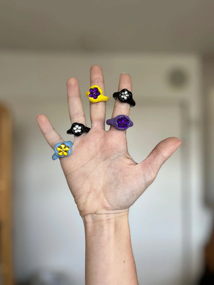 Blobb Ring by Sofia Elias
