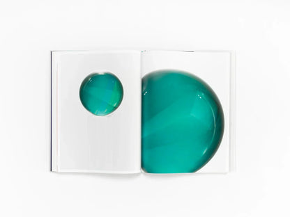 Helen Pashgian: Spheres and Lenses