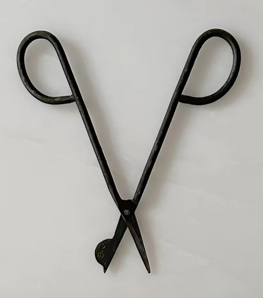 House of Good Wick Trimmer in Sheath: Black Iron or Polished Brass