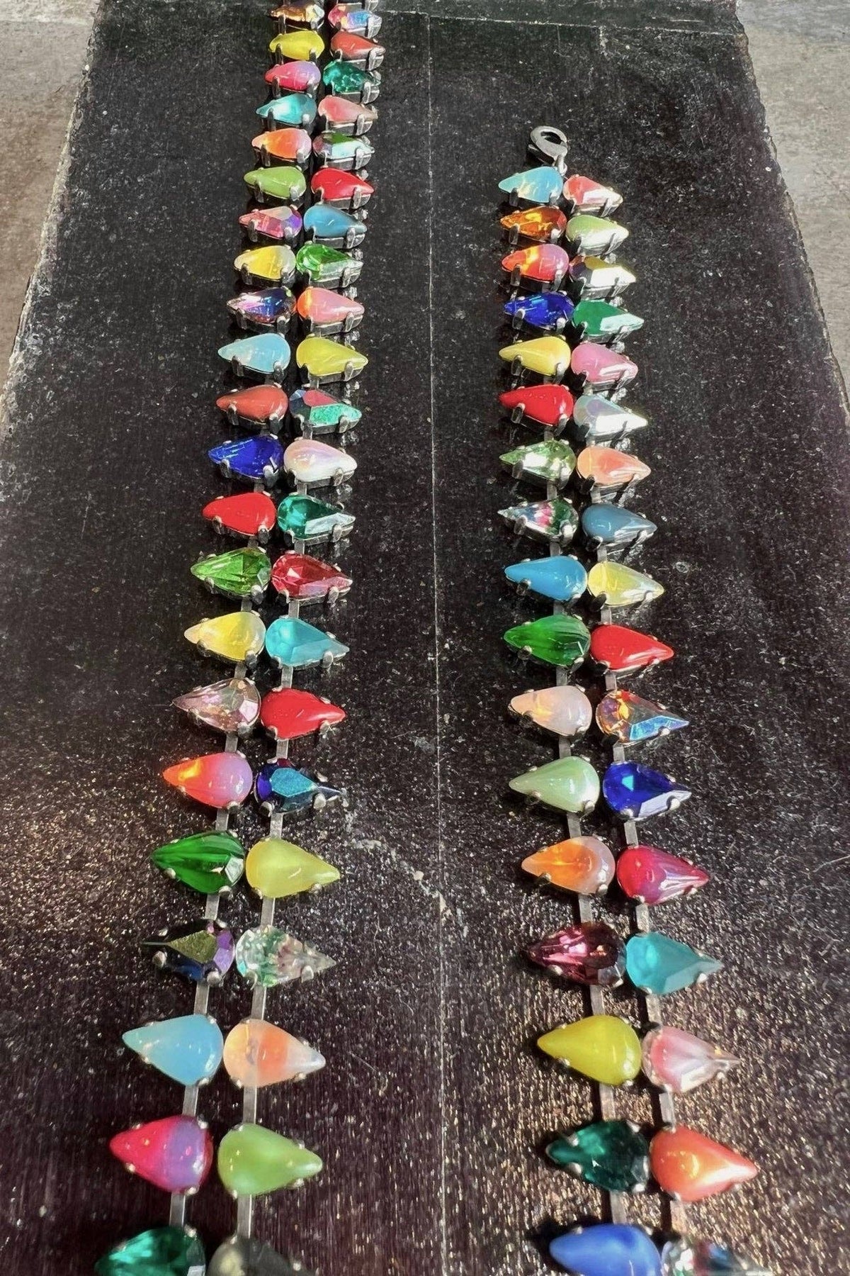Vesper Obscura Layering Choker in Double Mini Aurora Fang Necklace