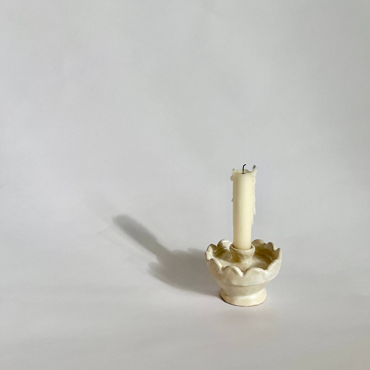 Oon Shoppette Scalloped Candleholder
