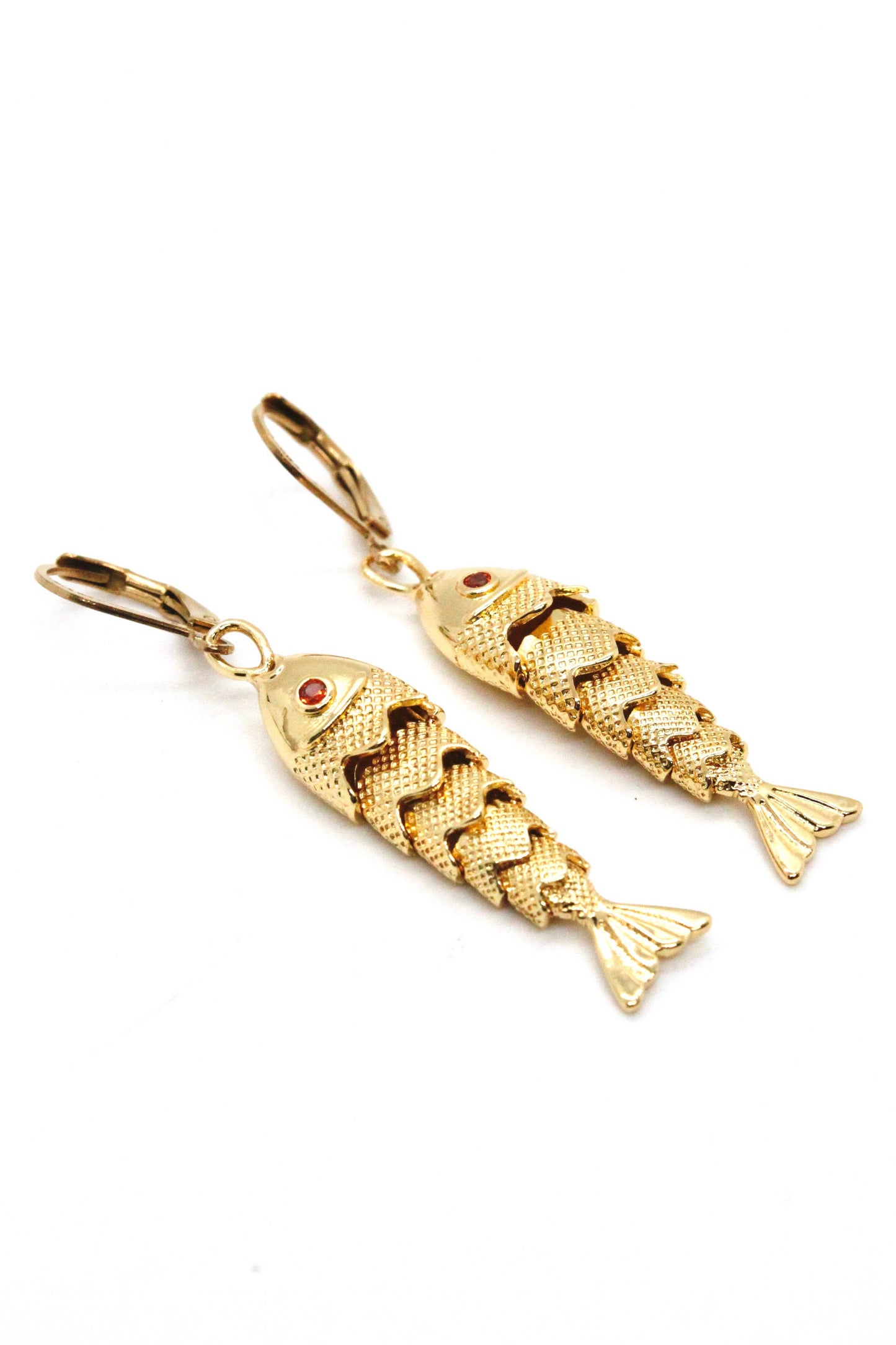 LIZOU Large Articulated Gold Fish Earrings