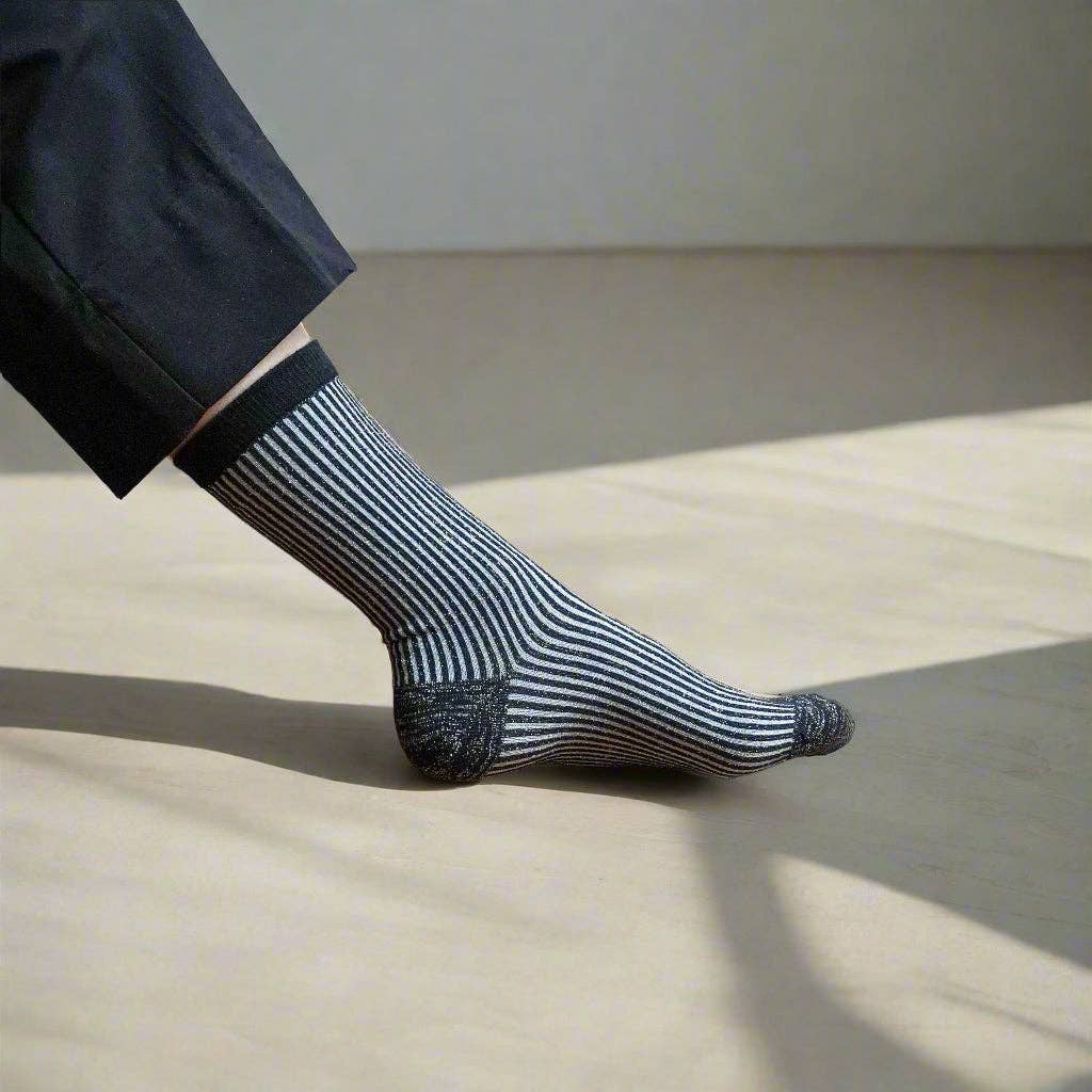 KLUE Glitter Lurex socks in eco-friendly Lyocell | Stripes Black