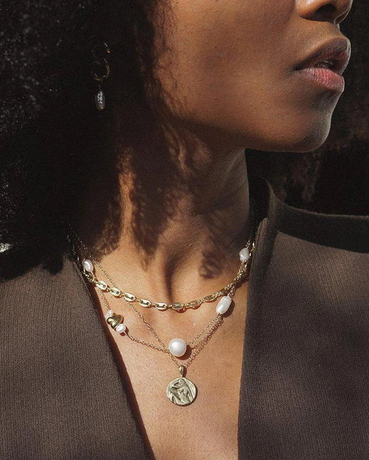 Dea Dia Pearl Satellite of Love Necklace