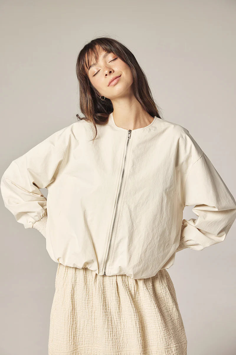 Amente Smocked Sleeve Zip Up Jacket