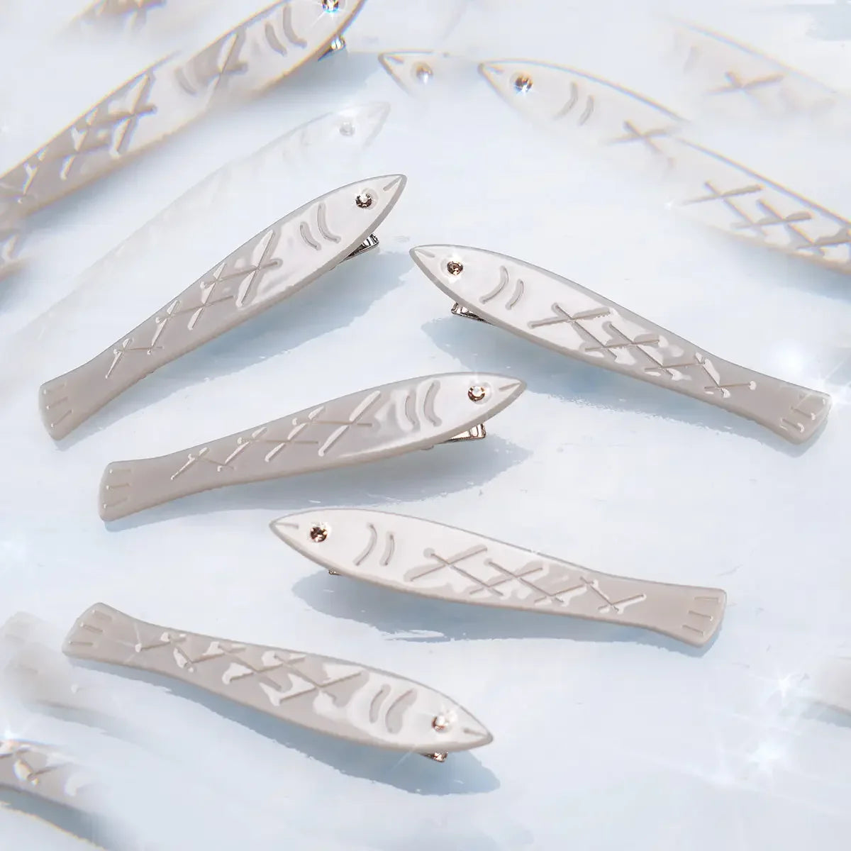 Winona Irene Sardine Fish Hair Clip Set in Silver Acetate with Rhinestone