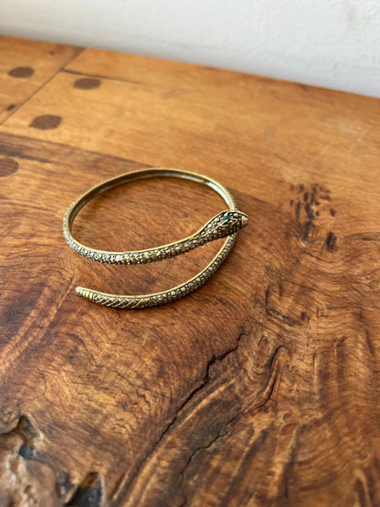 Alkemie Jewelry Textured Serpent Bangle